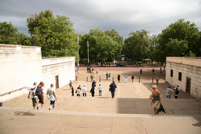St James's Park viewed from the top of the Duke of York Column steps